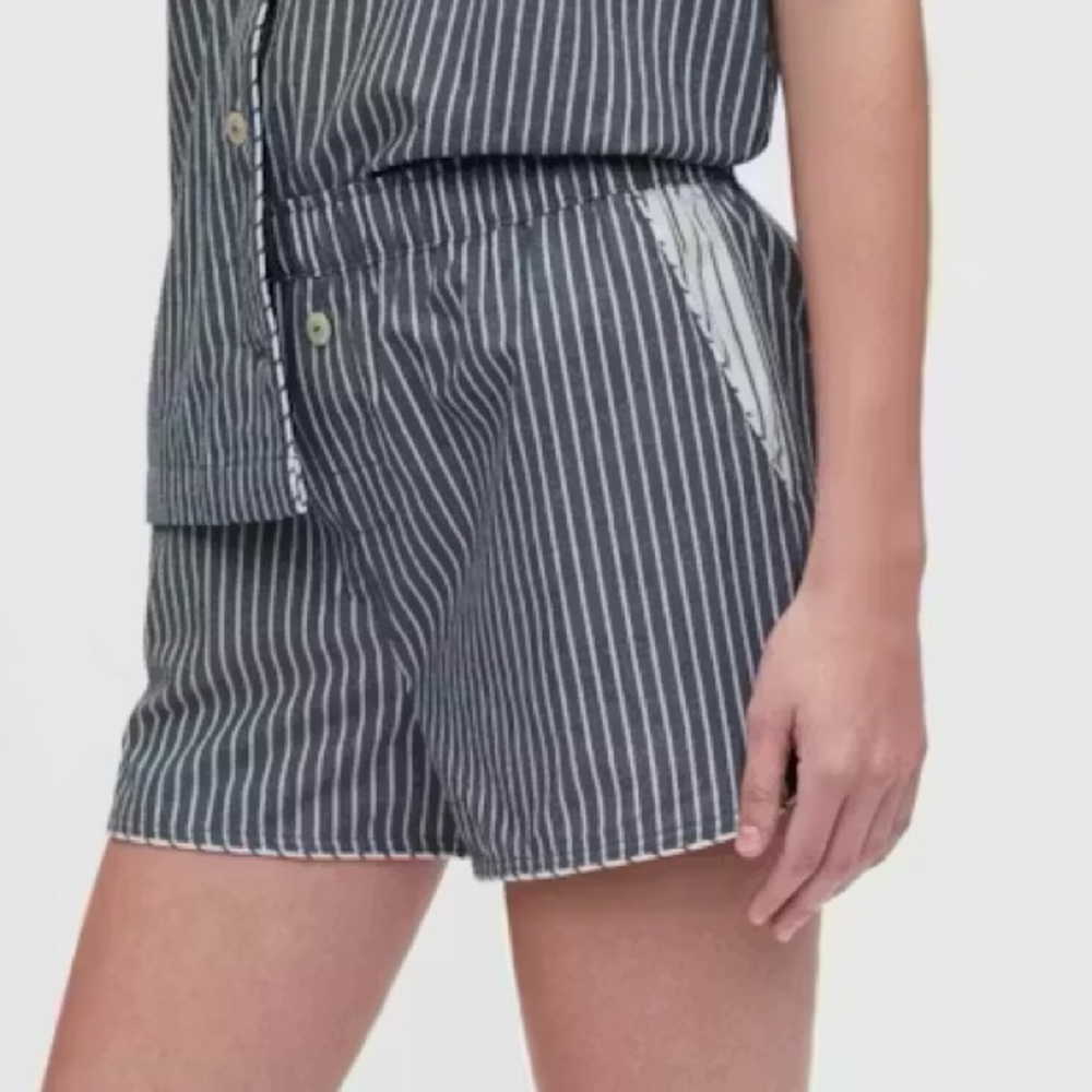 3/$20⚡️ Love by Gap Pinstriped Navy Blue & White Pajama PJ Mini Shorts Sleep